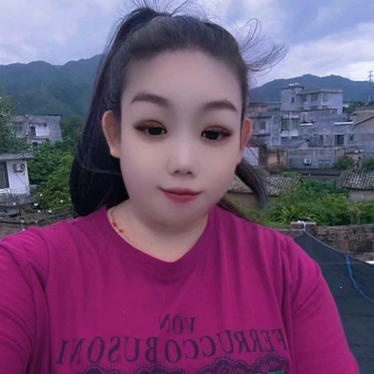 @玲