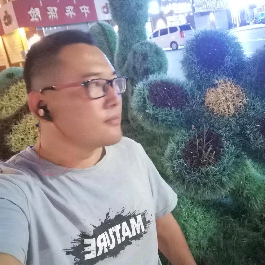 大板牙在努力吖