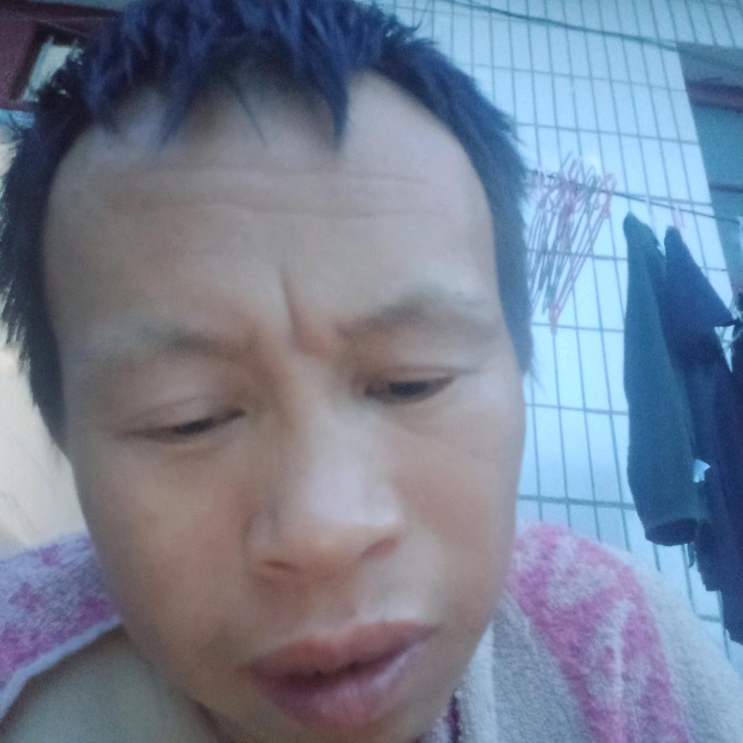 打起快板走四方