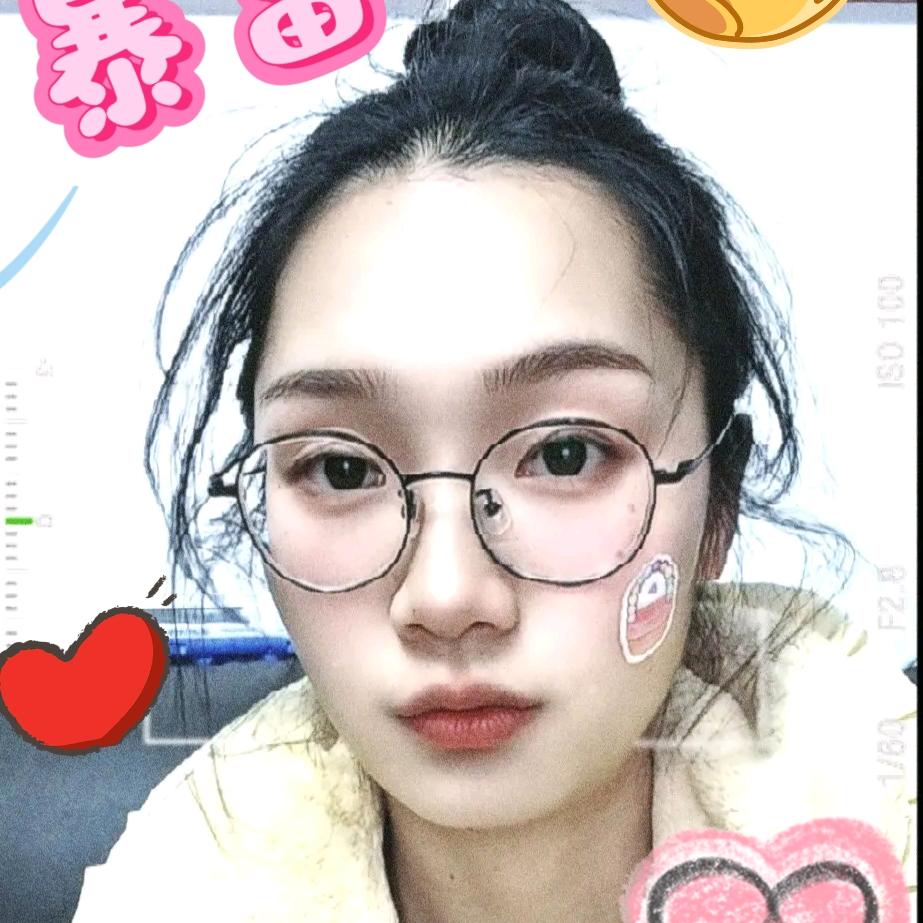 是小霞吖
