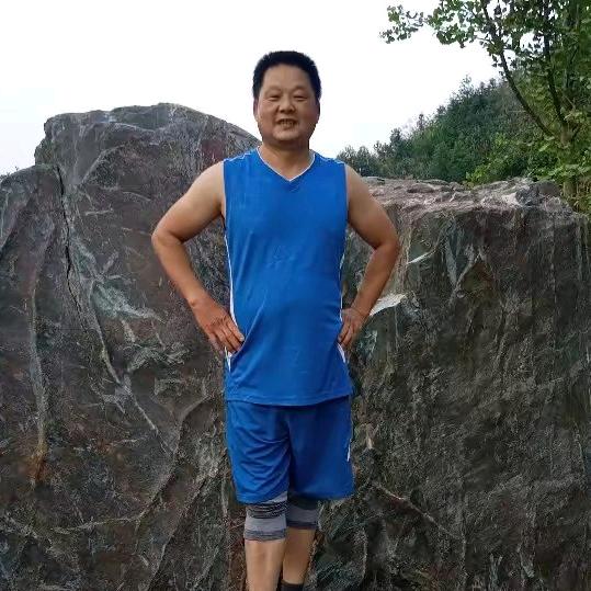 爱唱歌的水泥哥