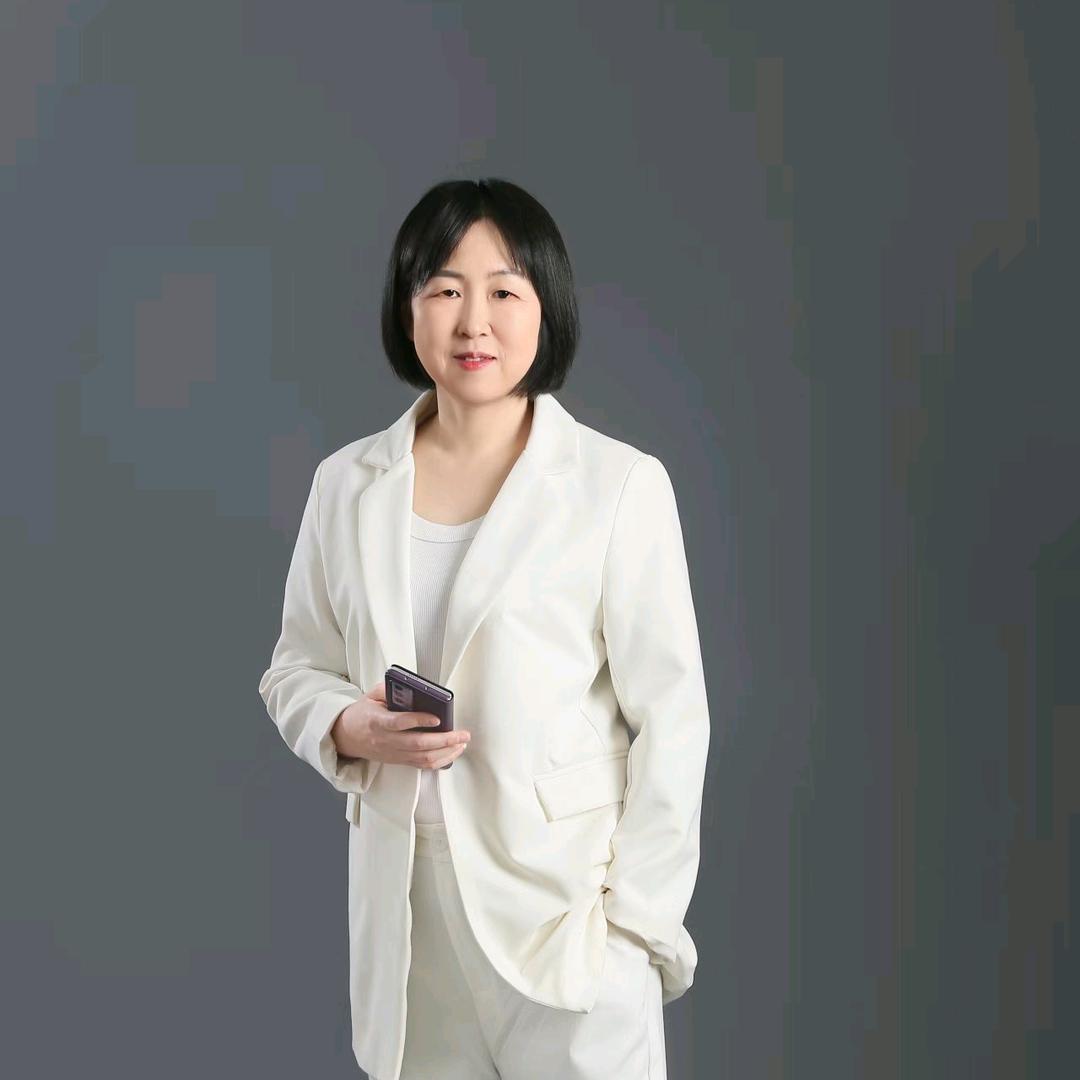 严谨生涯胡老师