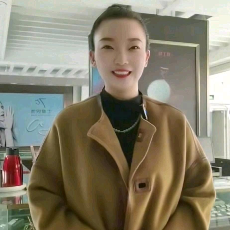 佳宝乾妈 （给你晴天般的微笑）