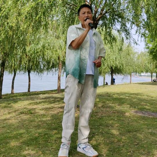 广场K歌黄梅