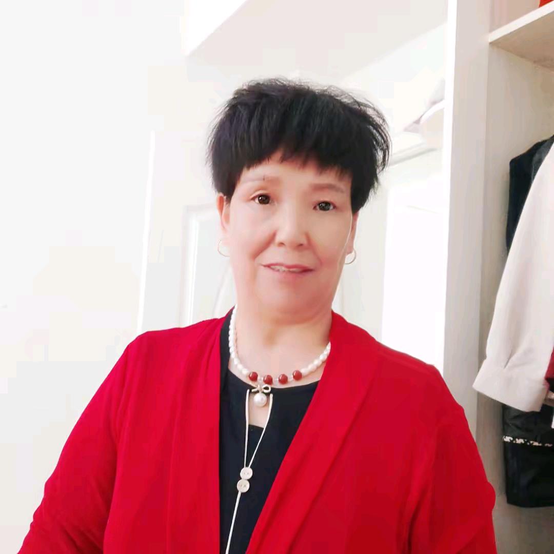 爱唱歌的农村老大姐（晚上8点开播）