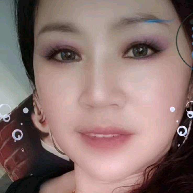 开心的燕