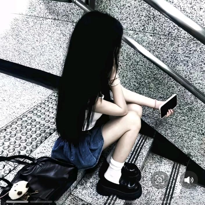 ƪ(˘⌣˘)ʃ