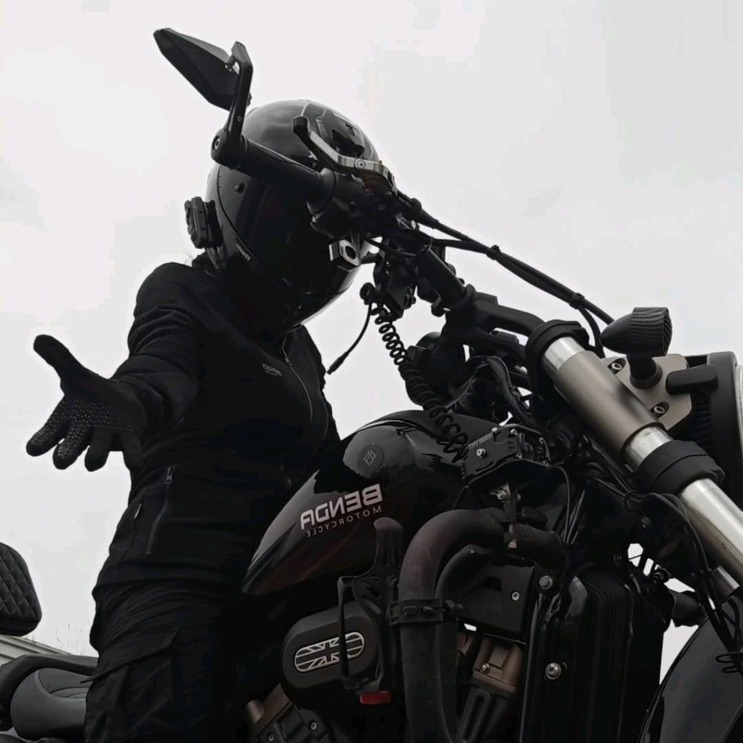 一只暴躁的小蟹蟹哟！