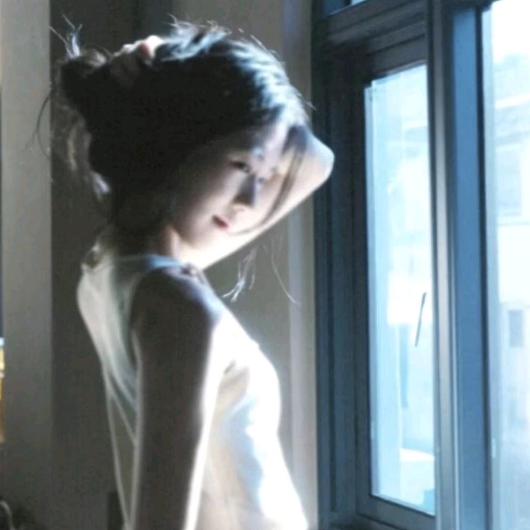 𝑺𝒆𝒓𝒆𝒊𝒏