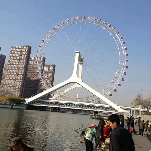 胖仔奶龙