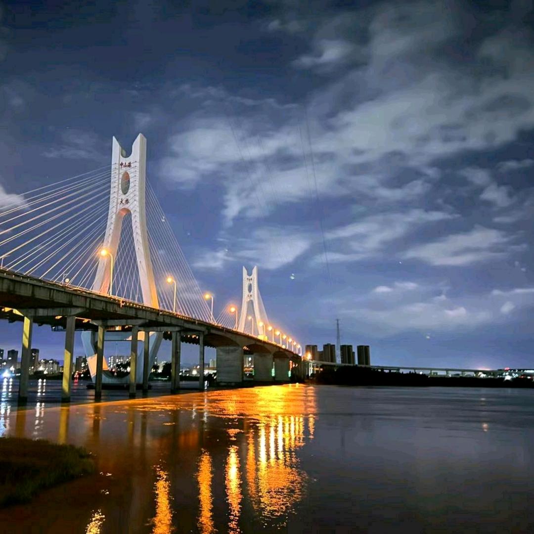 關 键 ～獨  家  記  憶