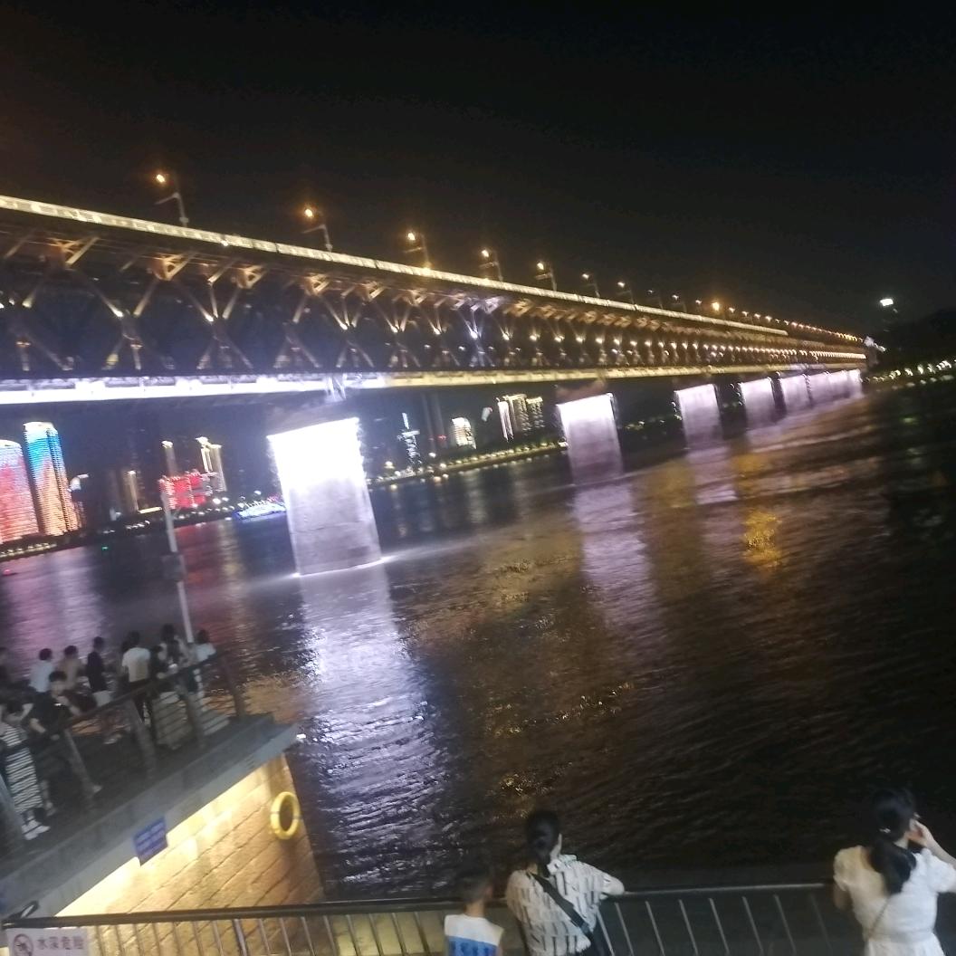 心里有个他陈艳