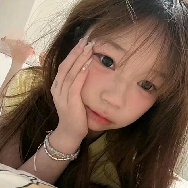 小滢.