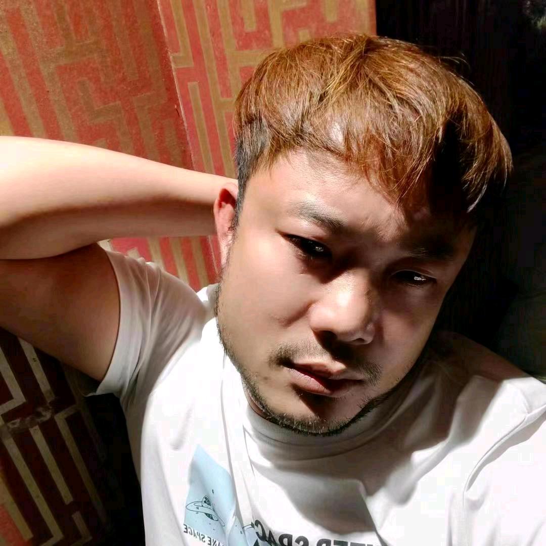 爱你的我🥰
