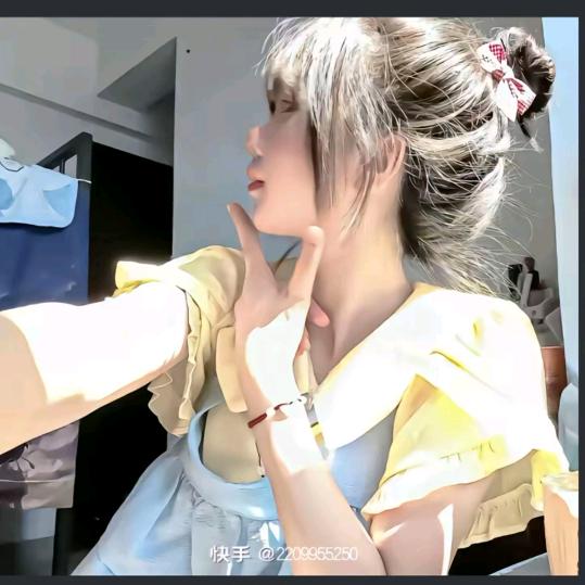 蜜糖小玥玥