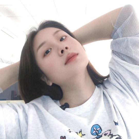 做煤矿机械设备的小姐姐