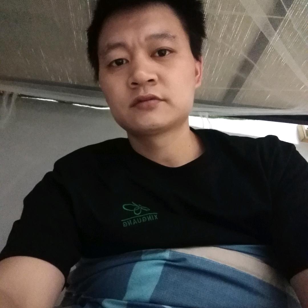 张旭龙