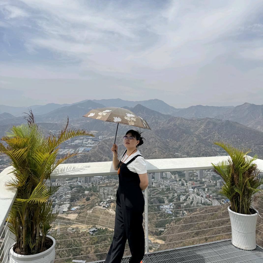 小余