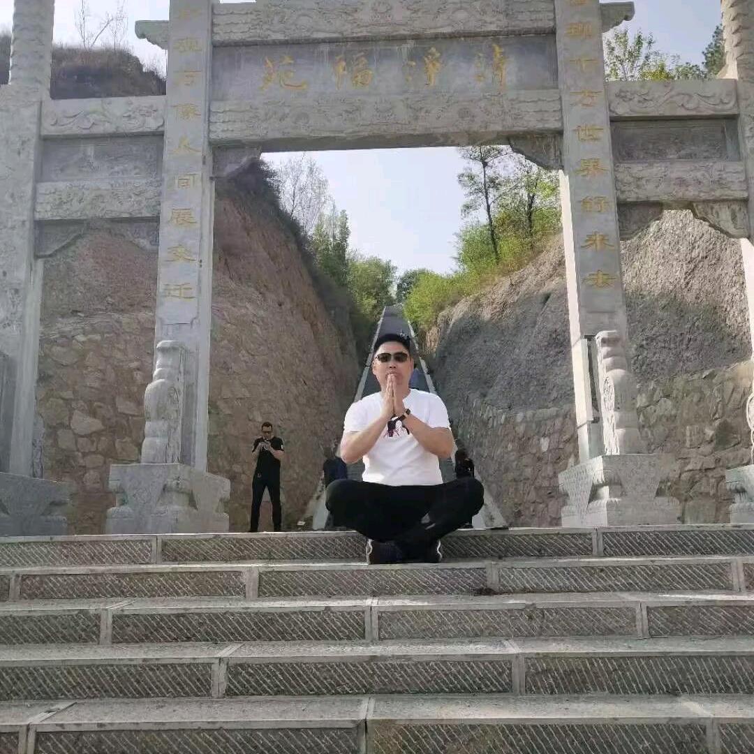 不忘初心，砥砺前行。