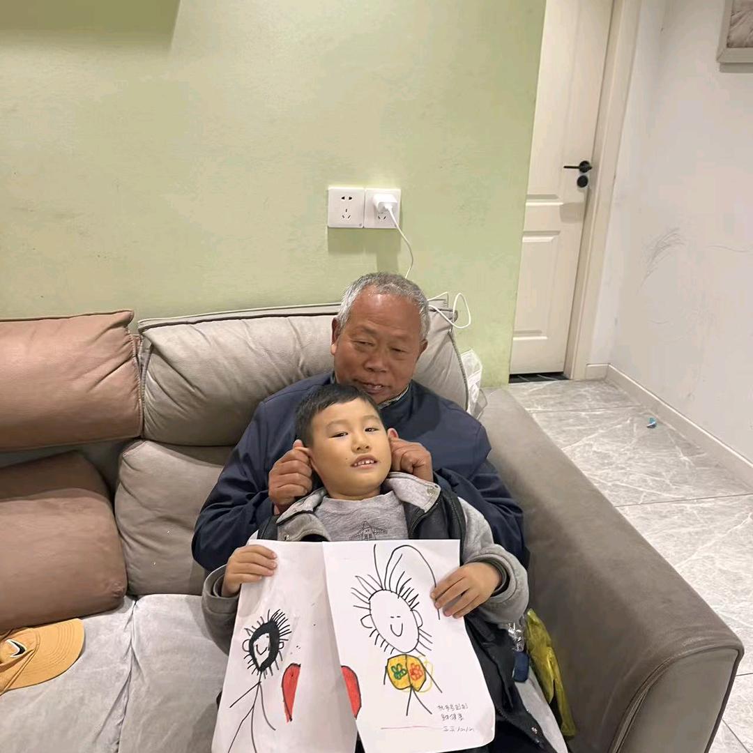 邹传彬