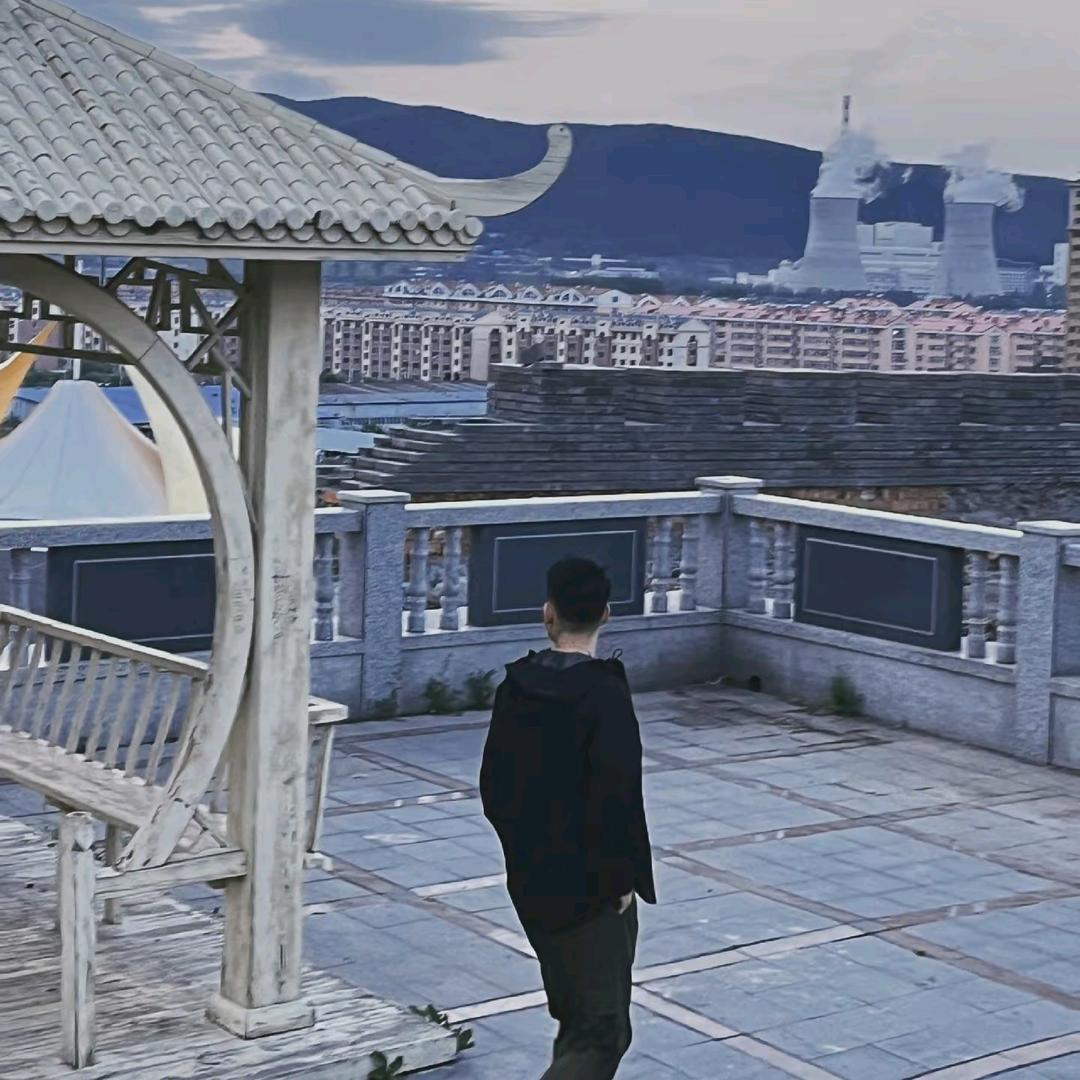 我想喝奶茶🥤.