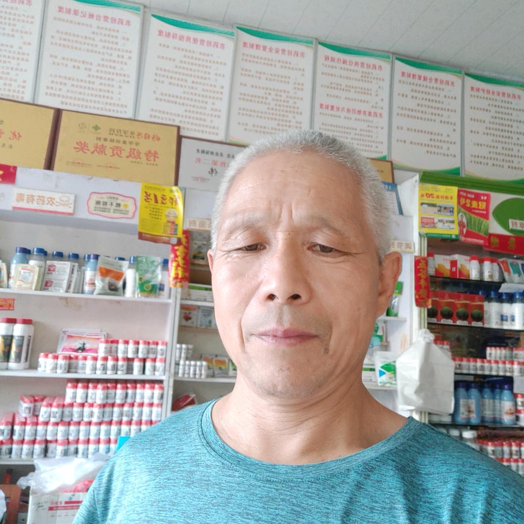 太和县三塔镇郭伟农资