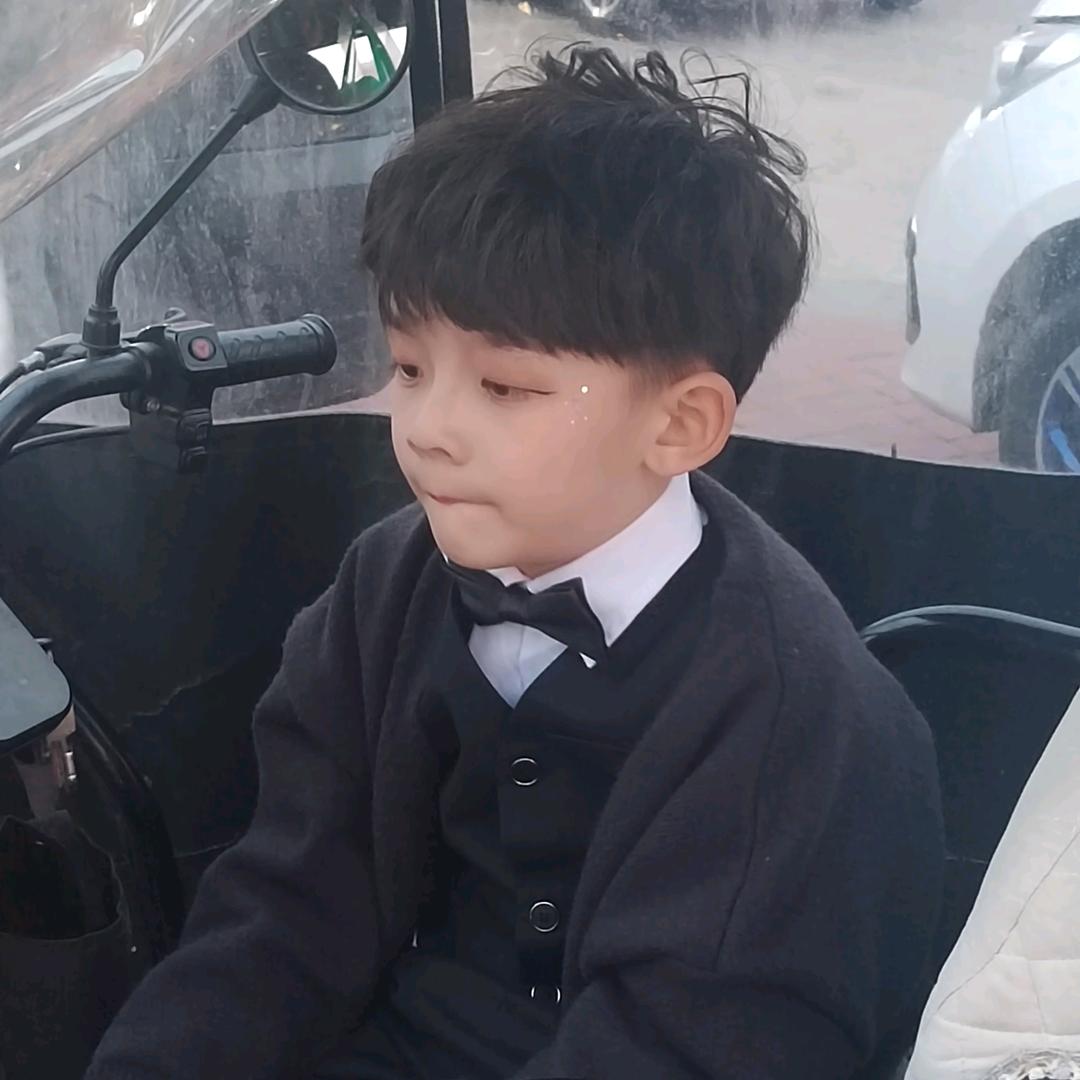 小恩恩