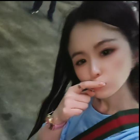 乔乔🍓🚪