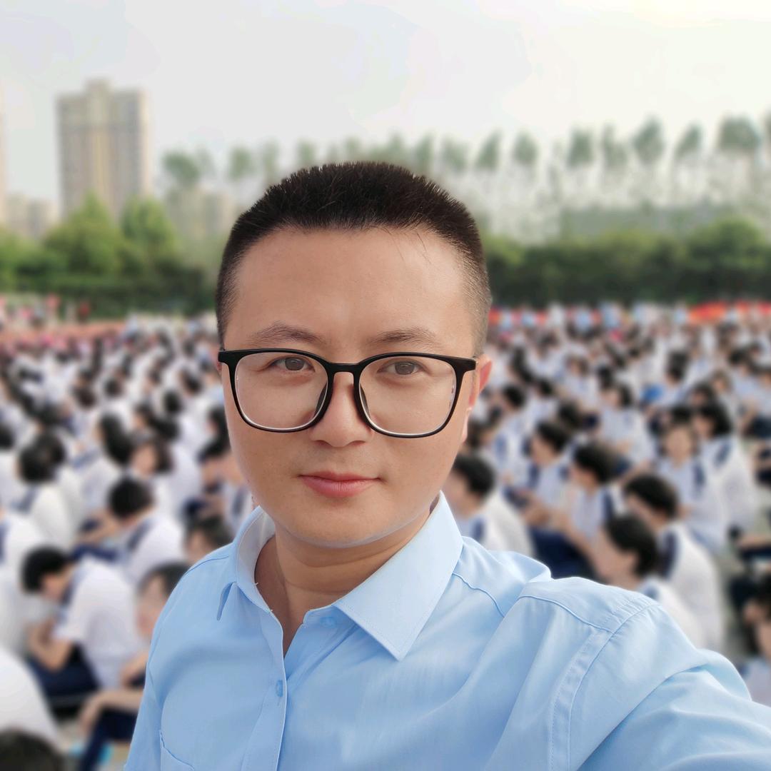 苔痕（教数学的班主任）