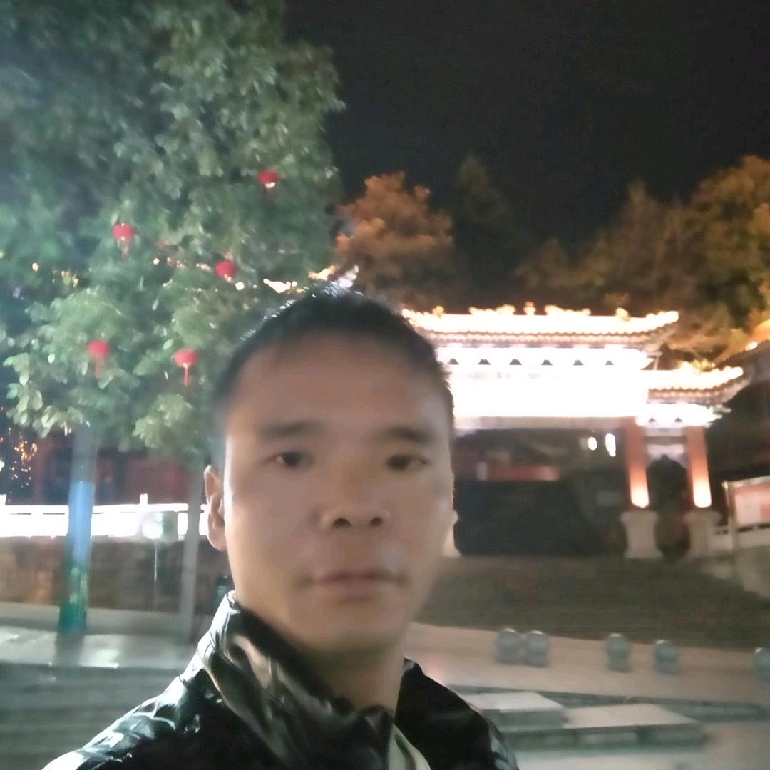 受伤的男孩（吴乾雄）
