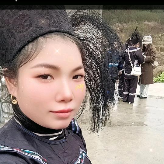 杨 姐