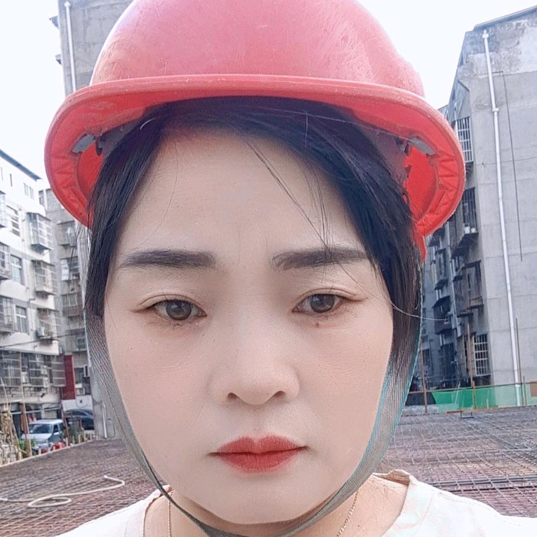 工地小姐姐