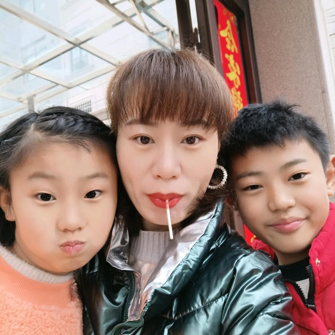 丁小琼
