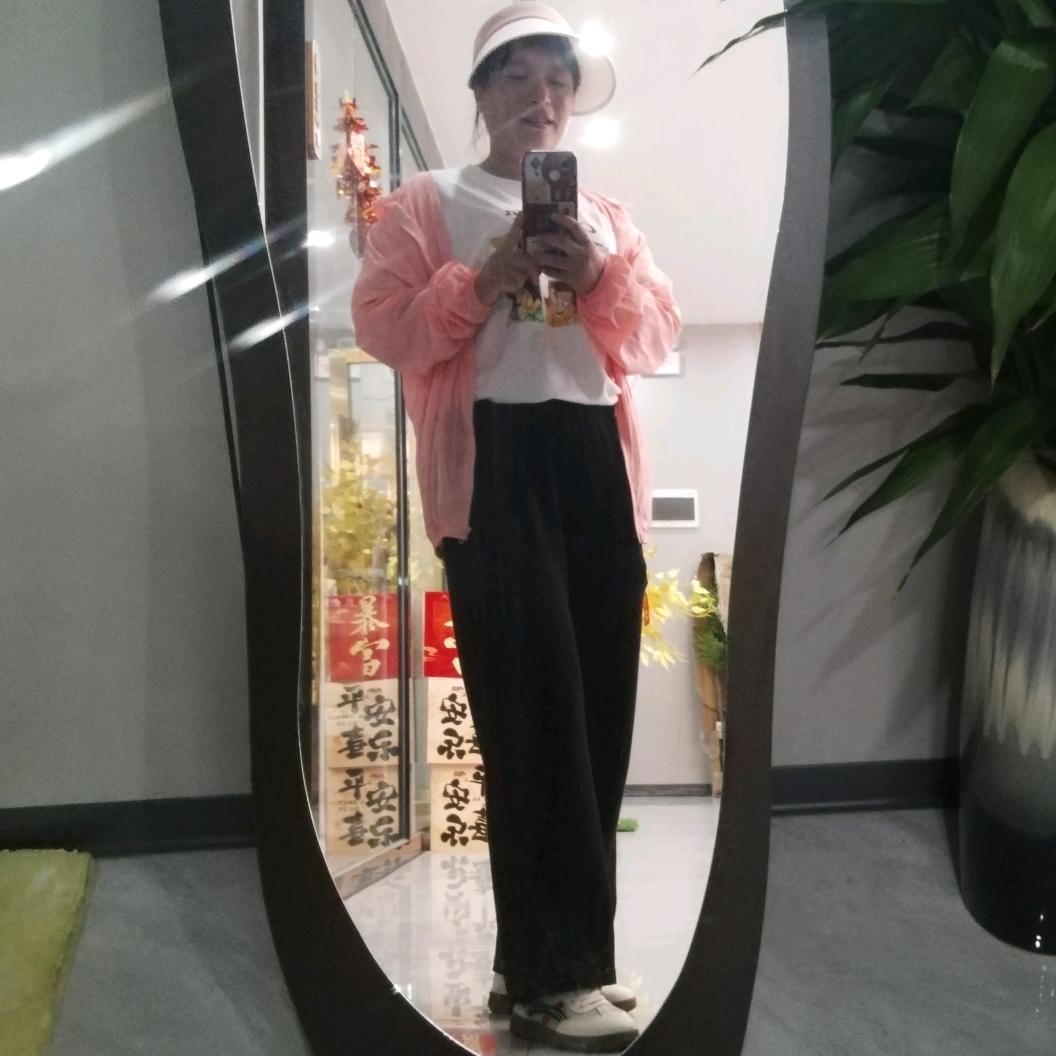 森林里的熊猫