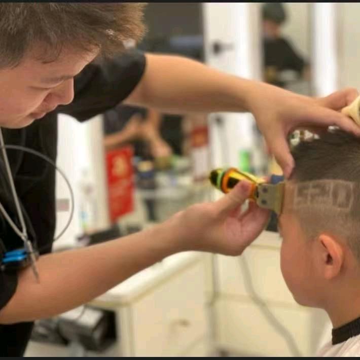 托尼在干嘛！（在…）