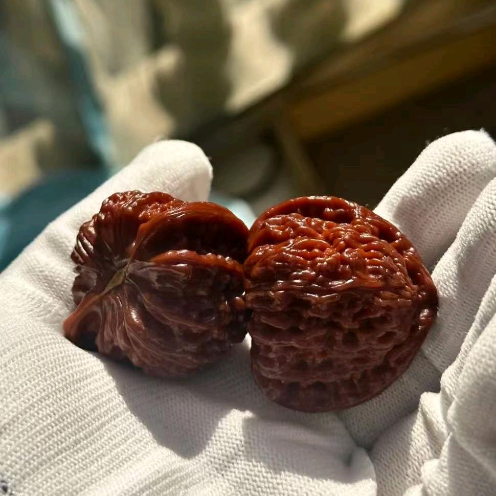 芸芸众生文玩核桃