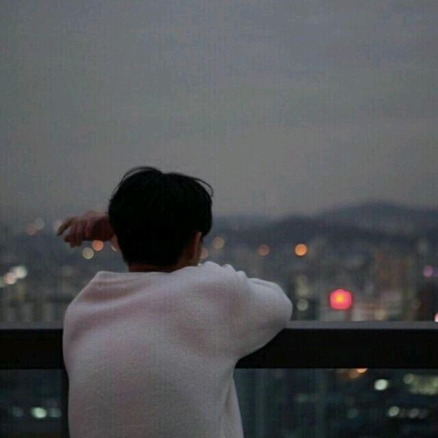 她说
