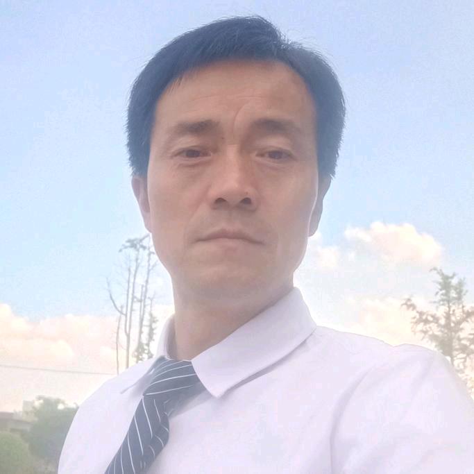 奋战互动，交友聊天中。