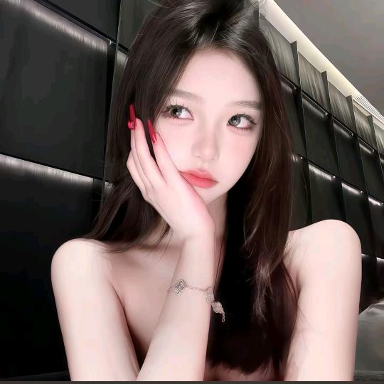 小怡不开心哇