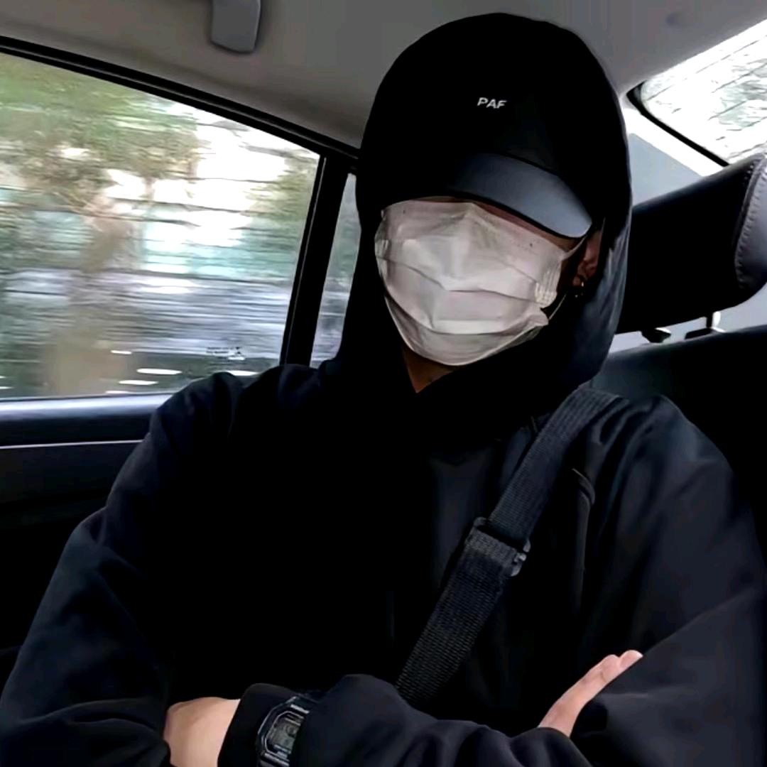 ⫍ ⃢👁ܫ👁⃢ ⫎