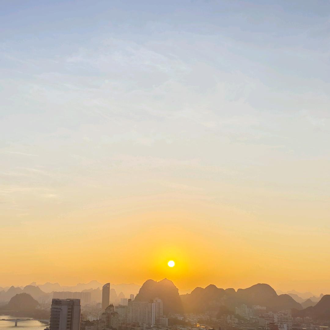 小王子看世界