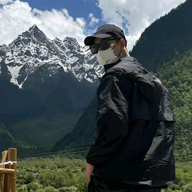 吉克顿珠⛰️🎖