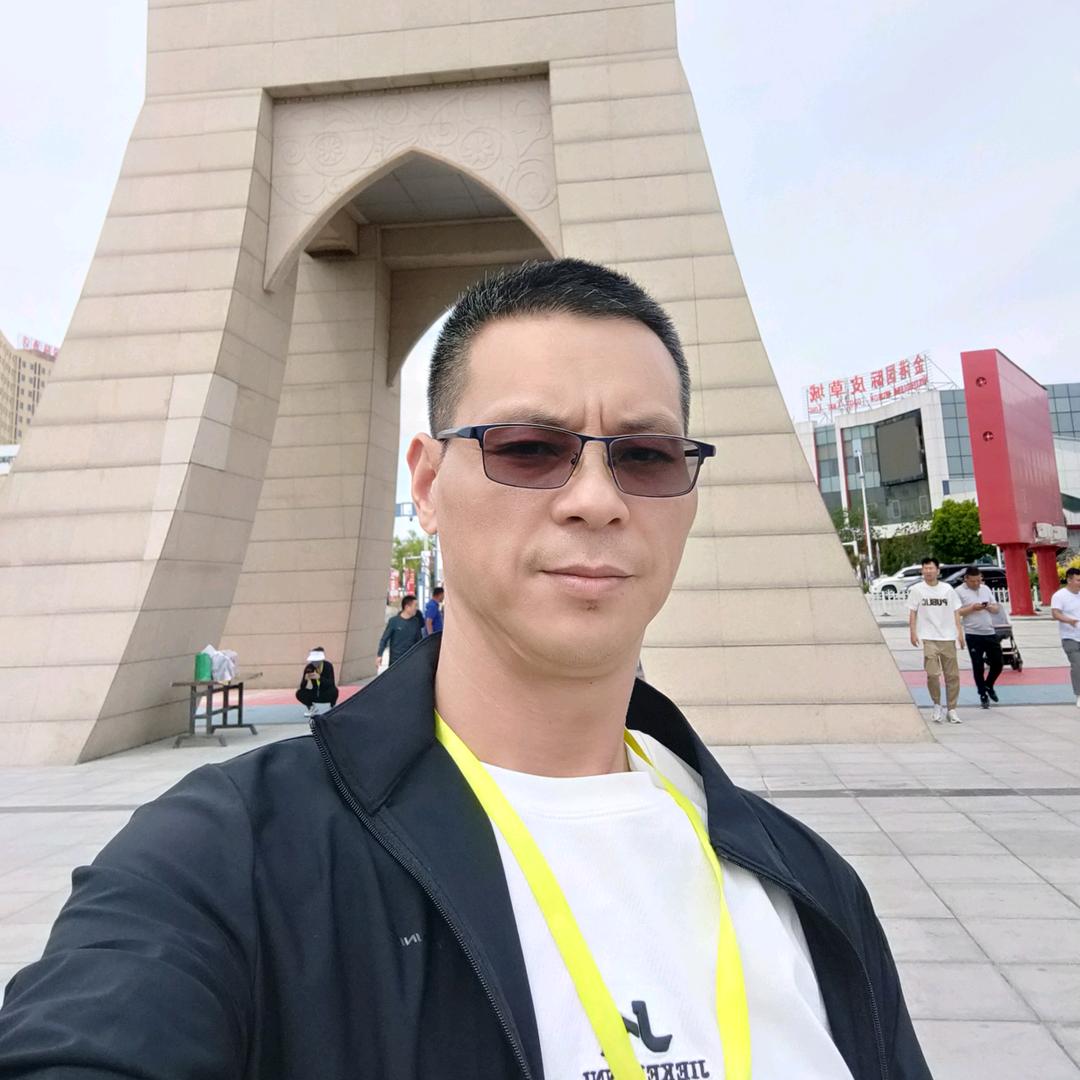阿吾丹的烤羊老鲁
