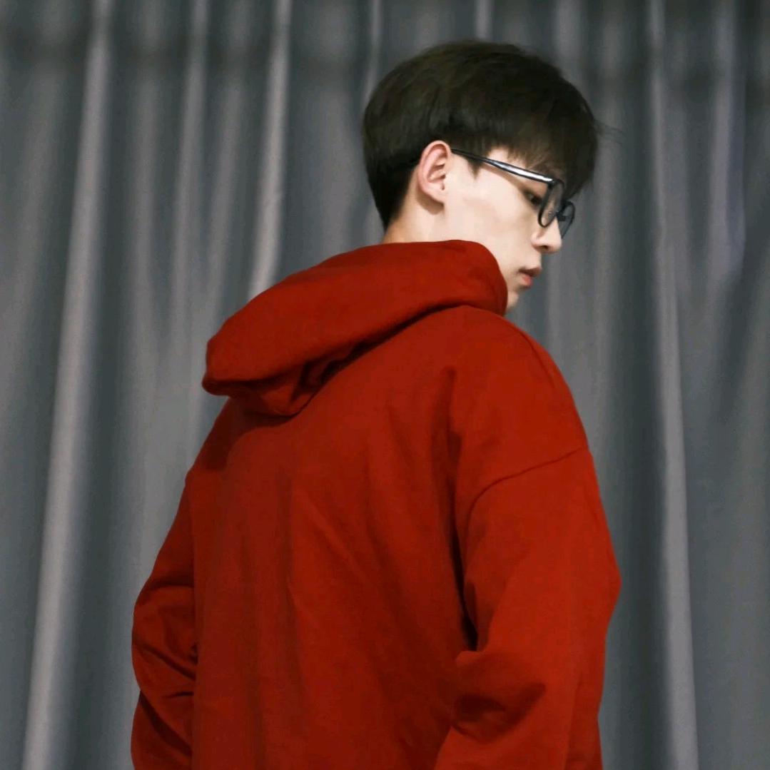 酷夏游泳馆--李教练