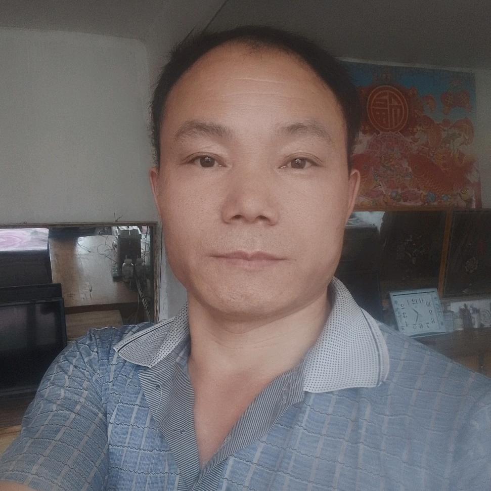 阳光胸怀灿烂人生，初心不改使命长存