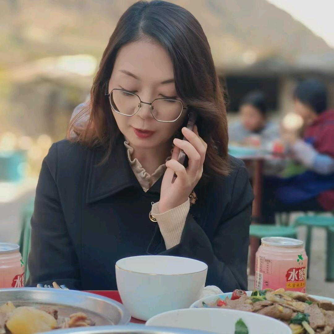 丑的不嫉妒