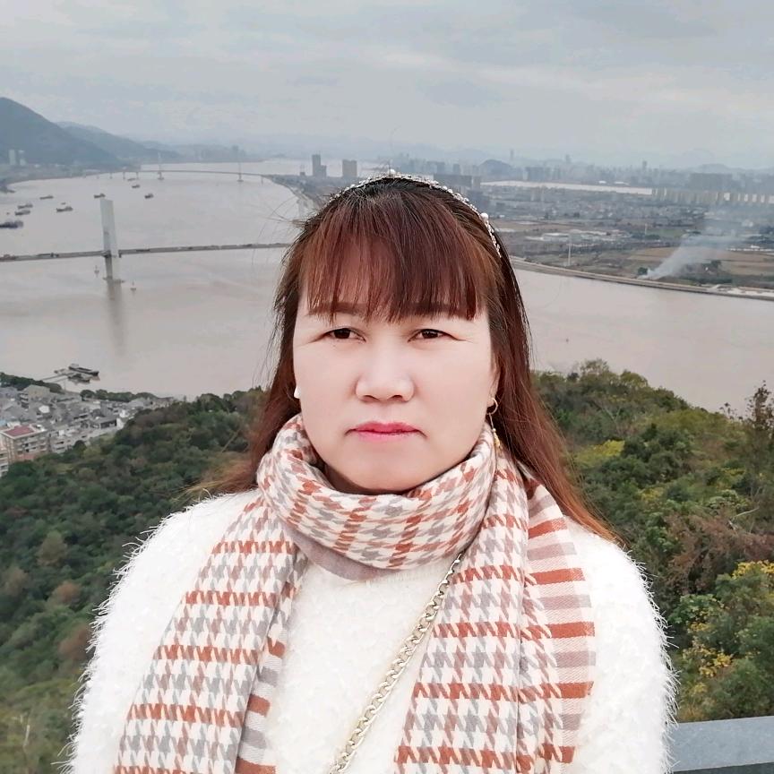 平安姐晚上8:20开播。