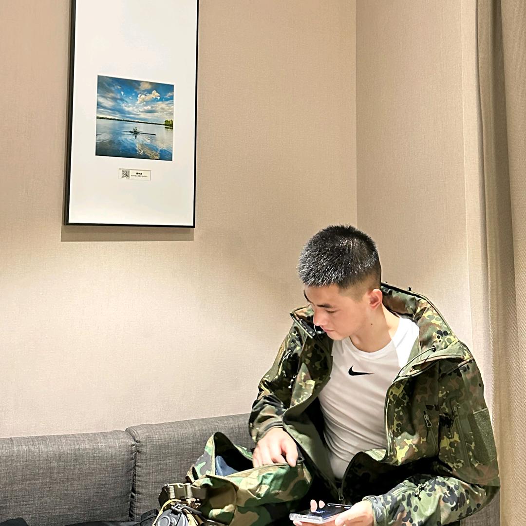 黄小黄☁️