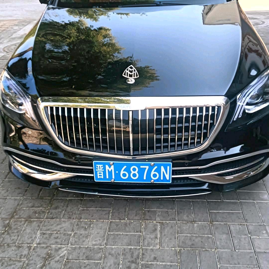 开思域车的小哥