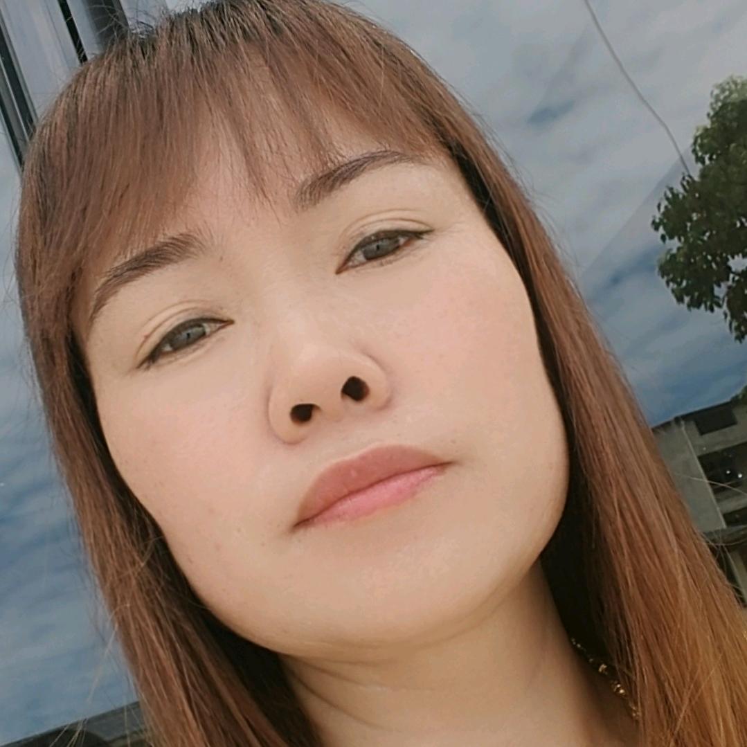 歲 月 吳 痕